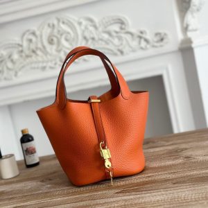 Hermès Picotin 1:1 Replica - Premium Kwaliteit Designer Tas in Oranje 1156795801 - front view | Hermès