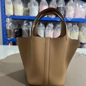 Hermès Picotin 18cm Tas in Crème - 1:1 Replica Kwaliteit en Snelle Levering 1156796918 - side view | Hermès